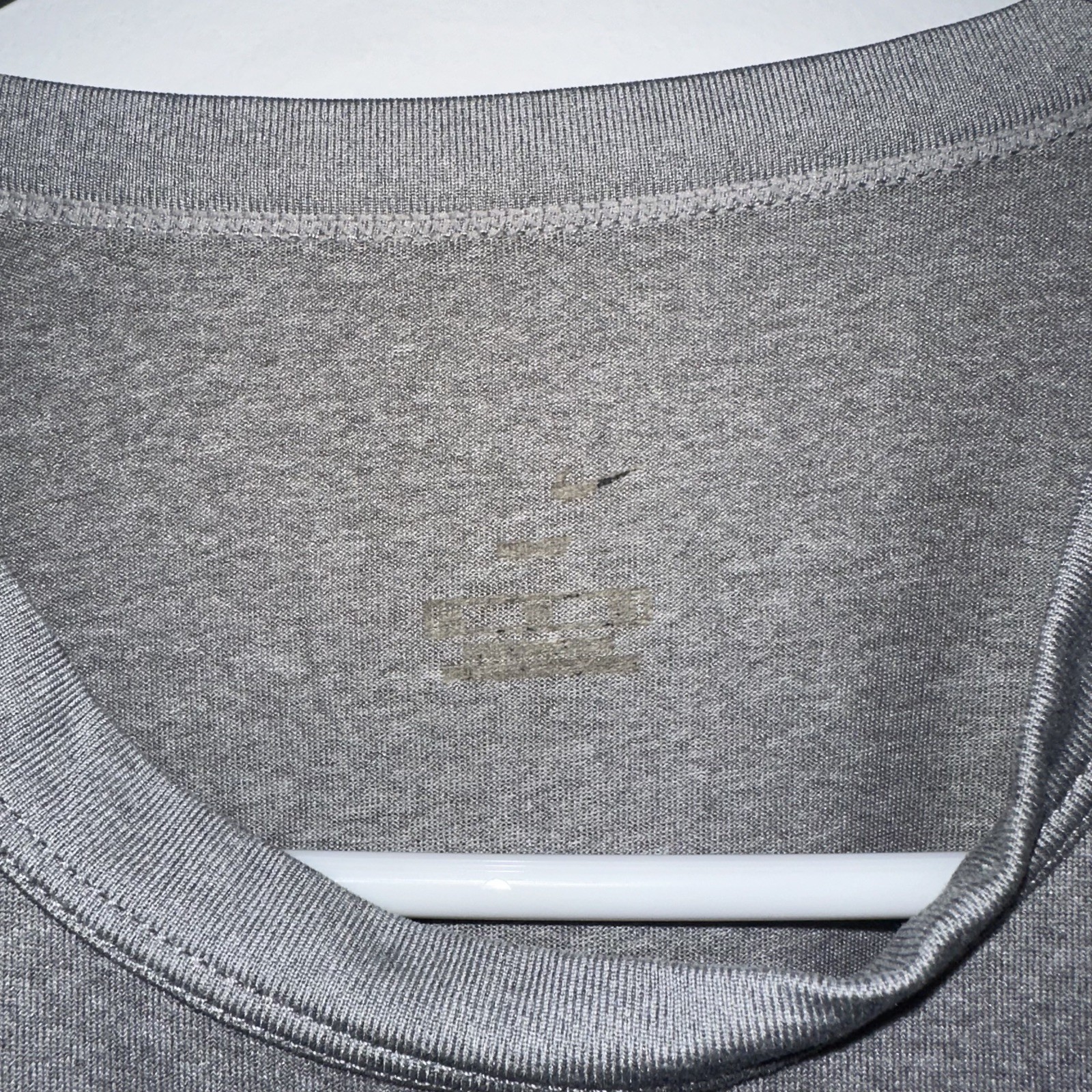 Nike Fit Dry Sleeveless Tank Top Shirt Mens M Gray Center Swoosh y2k Muscle Tee gallery