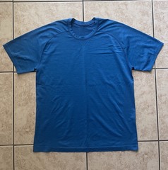 Lululemon Metal Vent Tech Men’s Short Sleeve Blue XL T-Shirt Sports Ball Run Tee