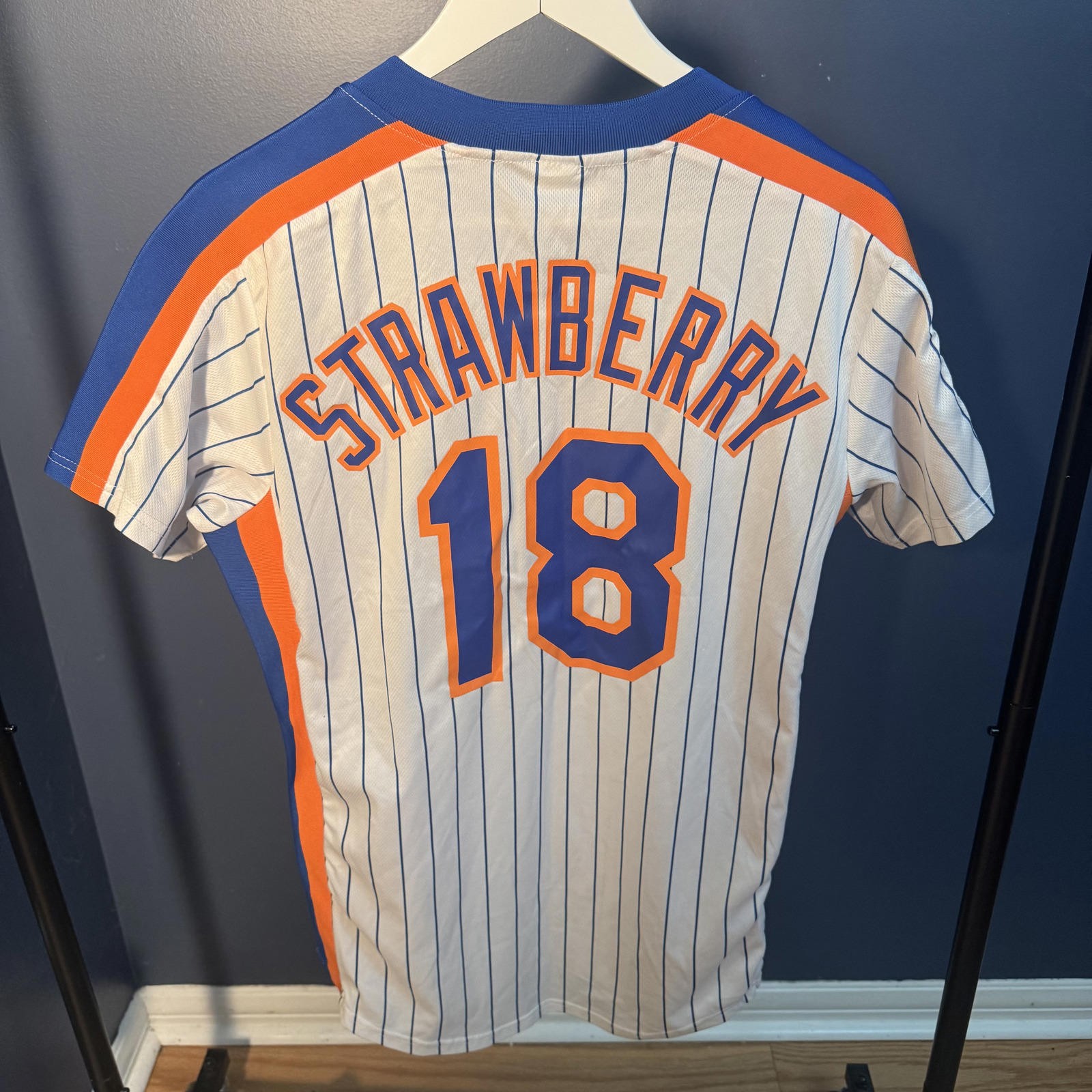 New York Mets #18 Strawberry Limited Edition Promotional Fan Jersey Adult S gallery