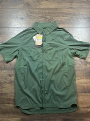 Nike Trail Dri-FIT UV Vented Shirt Button Up Snap Green Men’s Small HV2164-323