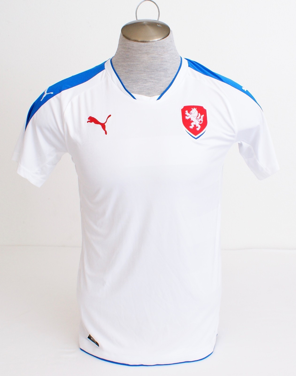 Puma Cell Czech Republic White Short Sleeve Replica Soccer Jersey Men's NWT gallery