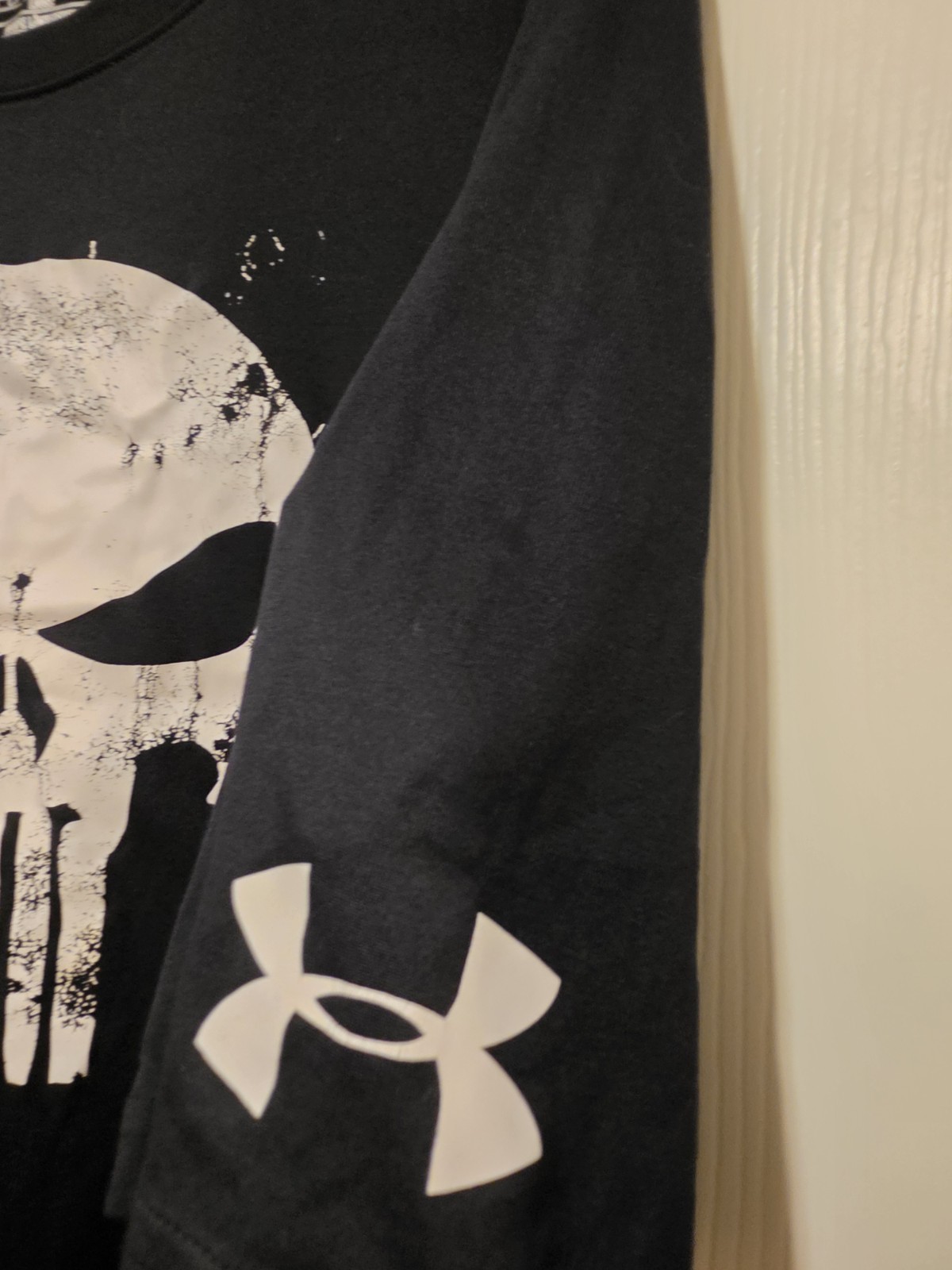 Under Armour Marvel Alter Ego Punisher Team Shirt Size 3XL gallery