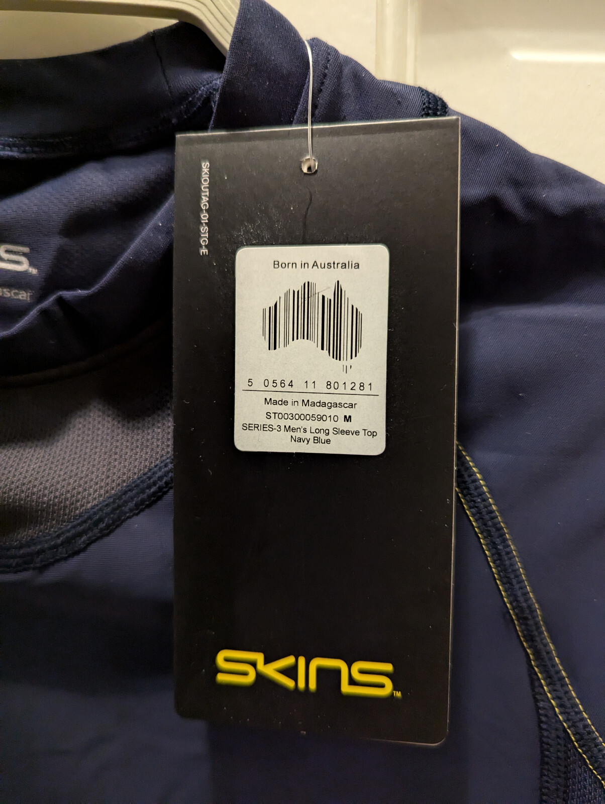 Skins SERIES-3 Men’s Long Sleeve Compression Shirt Navy Blue Medium NEW WITH TAG gallery