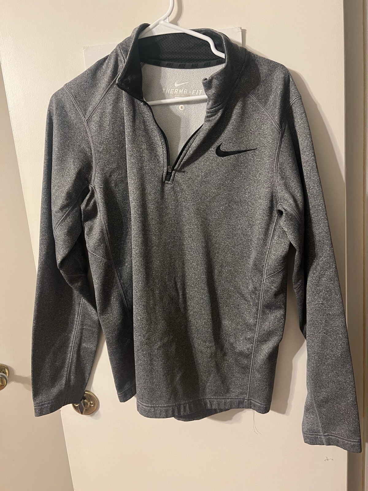 Nike Therma-FIT Gray Quarter Zip Pullover Athletic Training Top Small gallery
