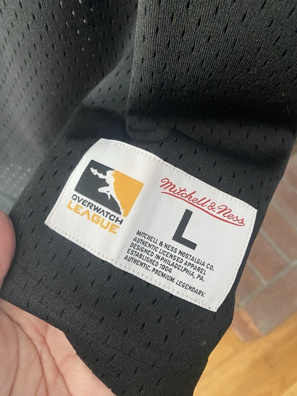 Mitchell & Ness Mens NWT Sz L Mesh Atlanta Reign Jersey Overwatch League $95 ret gallery