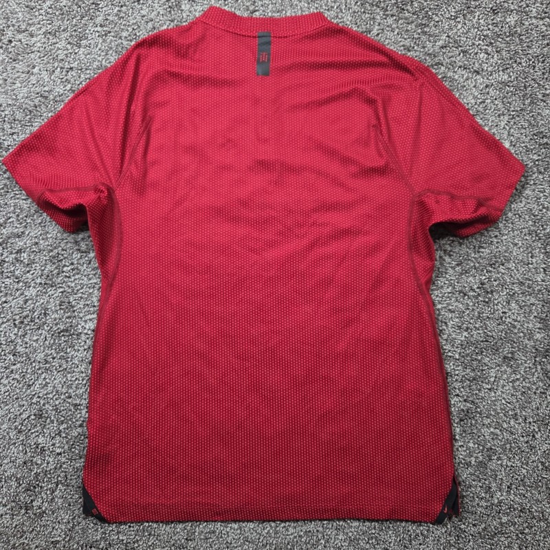 Nike Dri-Fit ADV TW Tiger Woods Blade Collar Golf Polo Shirt Mens Medium Red gallery