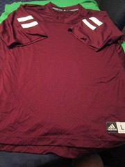 NEW MENS ADIDAS MESH FOOTBALL JERSEY MAROON LARGE