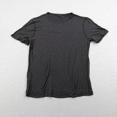 Lululemon Shirt Mens Medium Black Stripes Performance Athletic Workout Gym Yoga