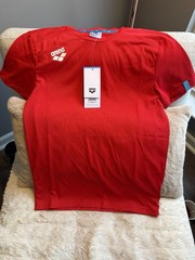 Arena Unisex-Adult Arena Team Unisex Solid T-Shirt – Red – Extra Small Size New