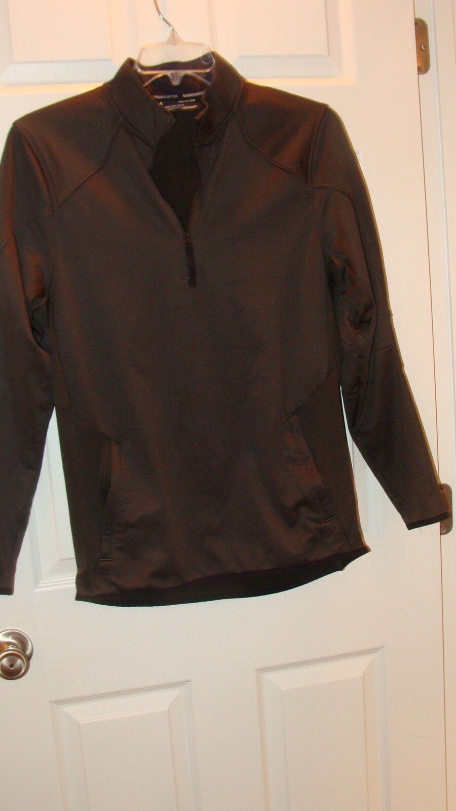 UNDER ARMOUR COLD GEAR ~ OUTER WEAR ~Dark Gray ~Slate~ Small~ Great Condition ~ gallery