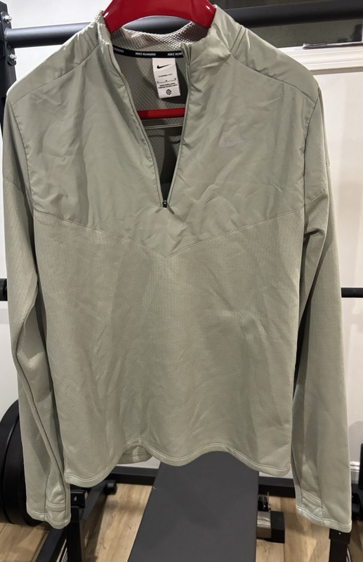 Medium Nike Sphere Element Medium M Therma-FIT Water-Repellent 1/2-Zip Running gallery