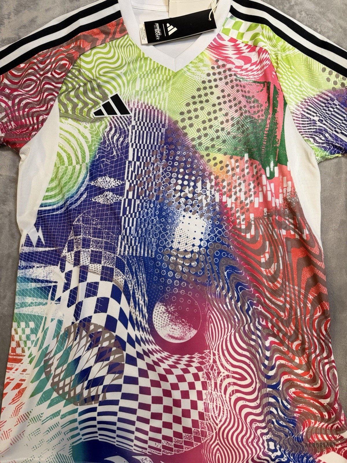 Size Small - Adidas X Jeremy Scott Pride Jersey Jl8097 gallery