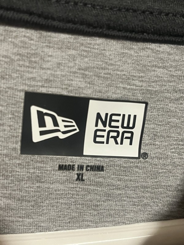 New Era Cap Brand 1/4 Zip Pullover Top - Gray/Black - Mens XL - NWT gallery