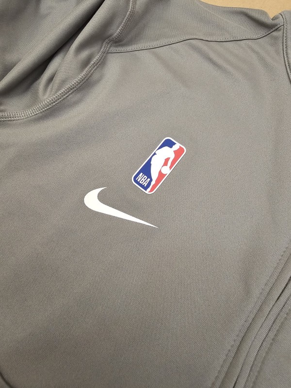 Nike 1/4 Zip Pullover Men's Medium Gray Atlanta Hawks Dri Fit NBA gallery
