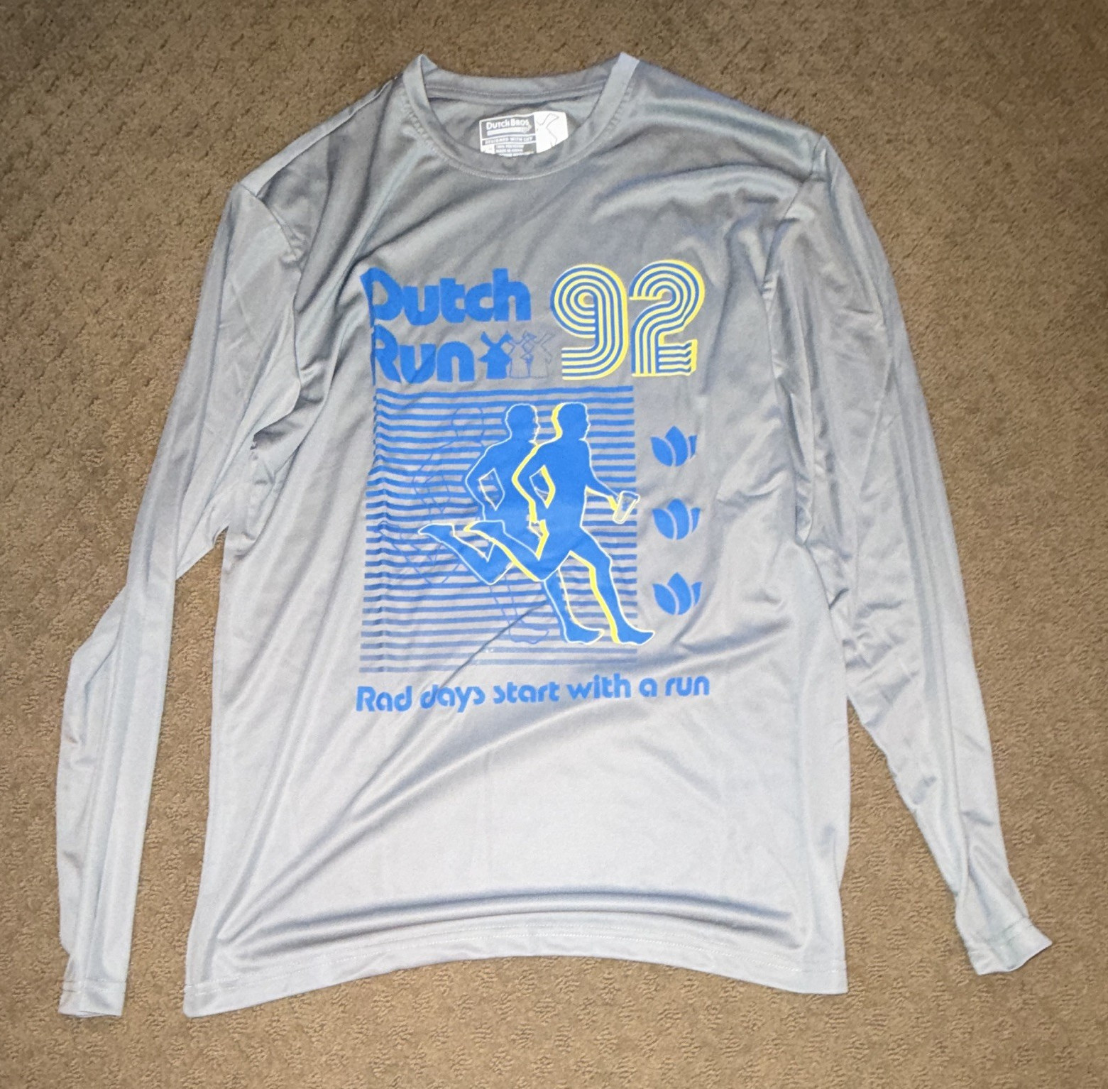 Dutch Bros Men's M Gray Long Sleeve Crewneck Polyester Graphic Logo T-Shirt gallery