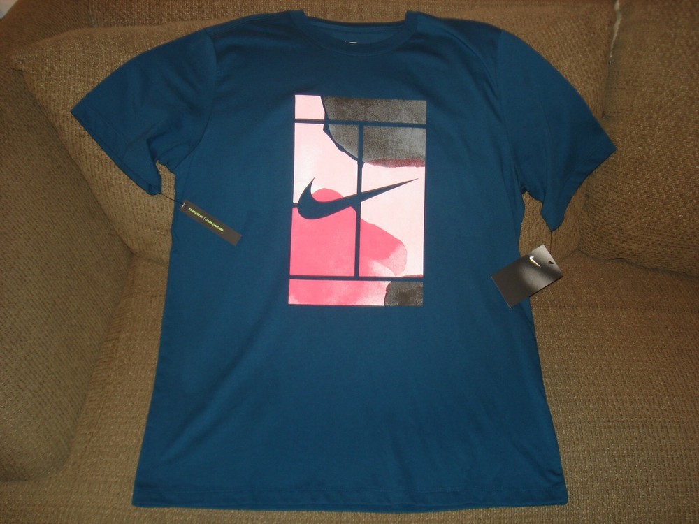 NWT Nike Men's Court Graphic Seasonal Tennis Tee T-Shirt CQ2422-432 Extra Large