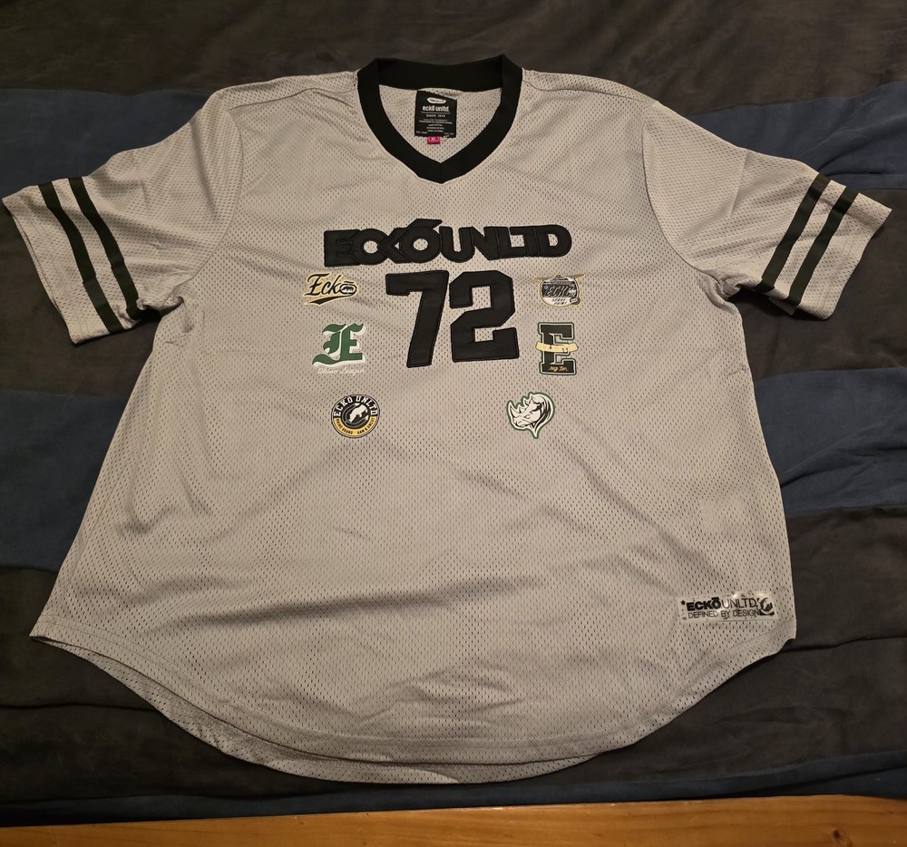 Ecko Unltd "Patches" size XL Mesh Jersey Light Grey/Black.