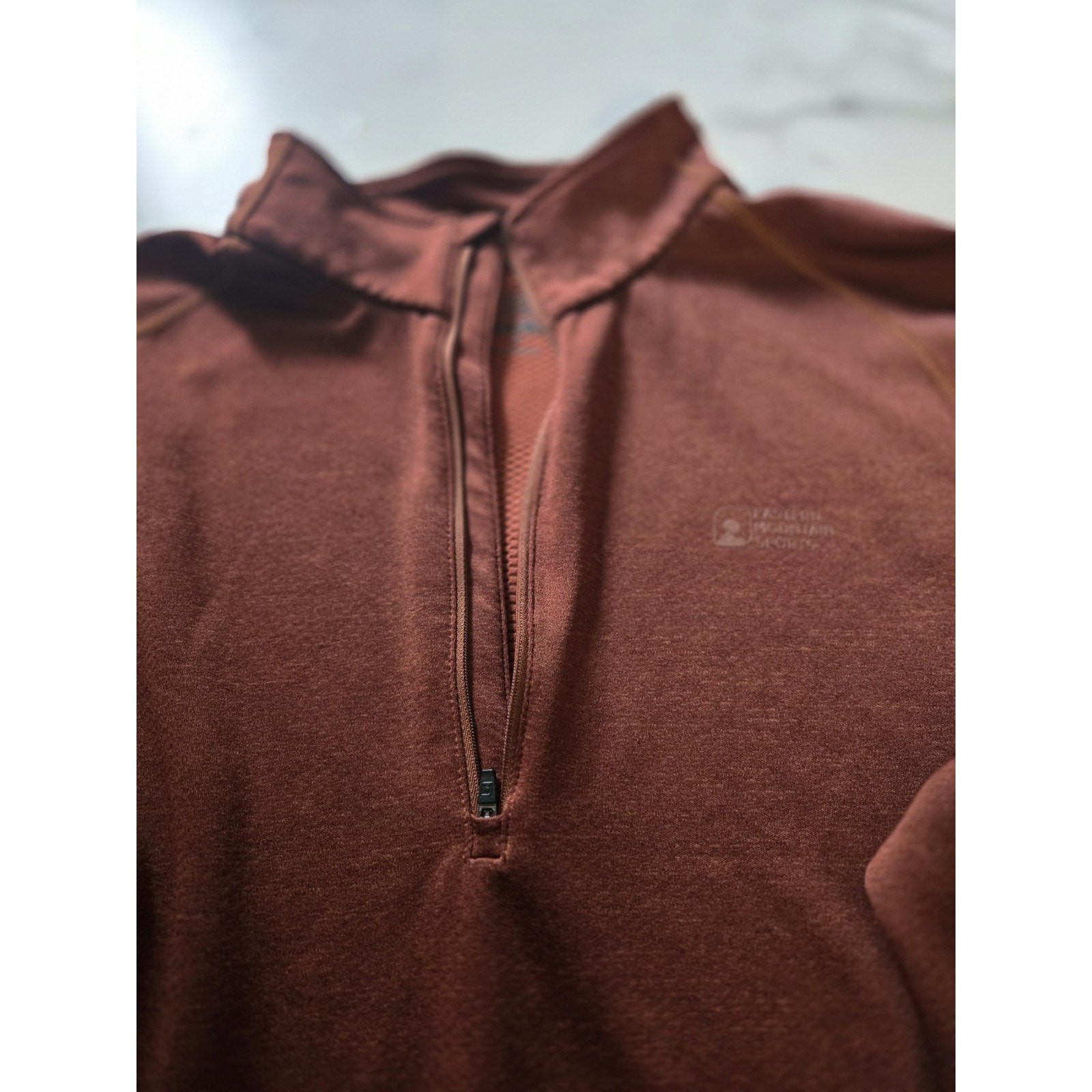 Eastern Mountain Sports Techwick Men’s Small Long sleeve Thermal Burgundy gallery