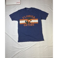 Mens short sleeve Florida Gators tshirt, size Small