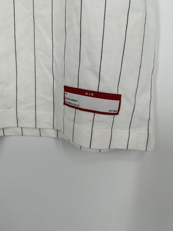 Air Jordan Jumpman Logo Pinstripe Striped Tee Short Sleeve T Shirt FN5960-100 M gallery