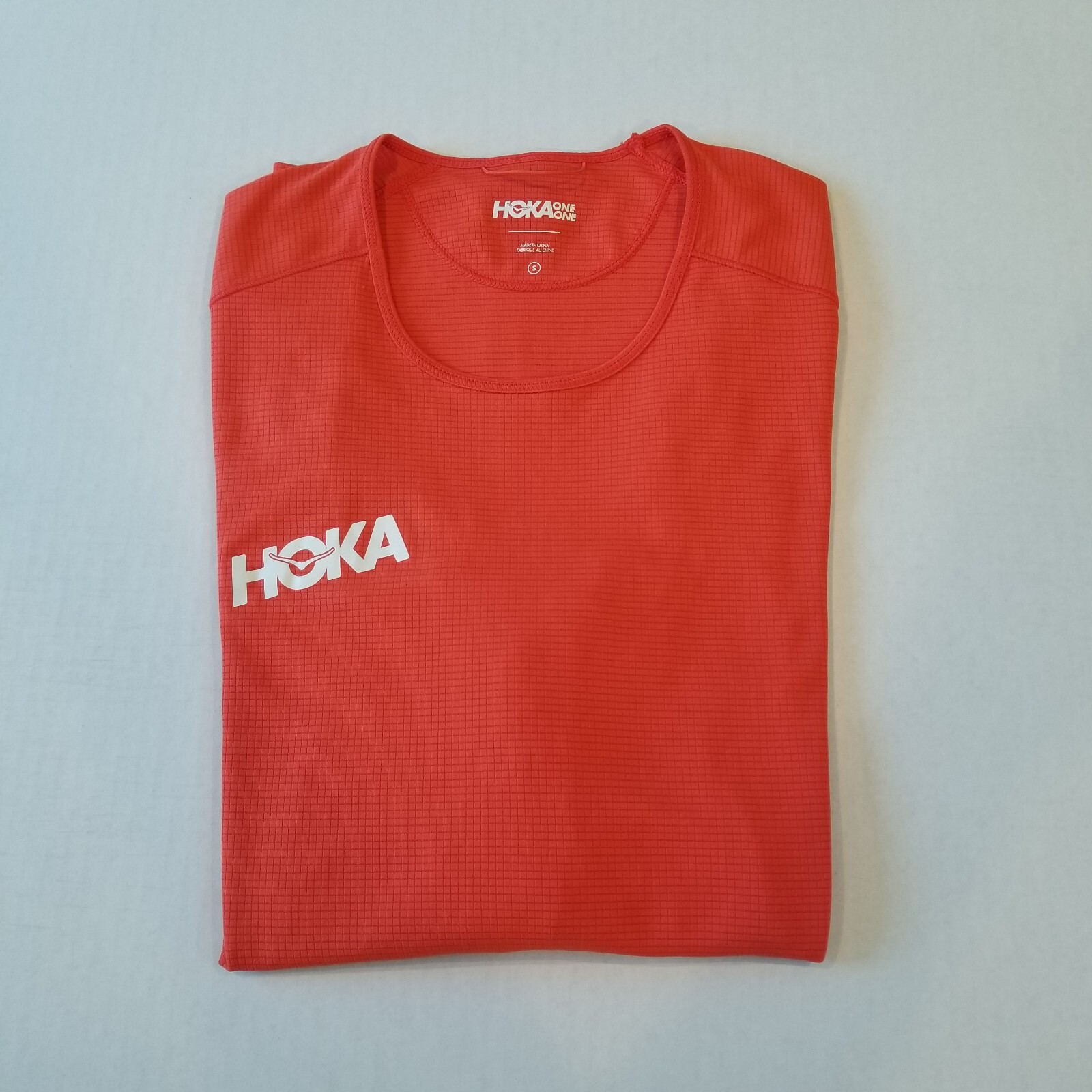 Hoka One One Polartec Power Dry Performance Long Sleeve Shirt Orange Small Men gallery