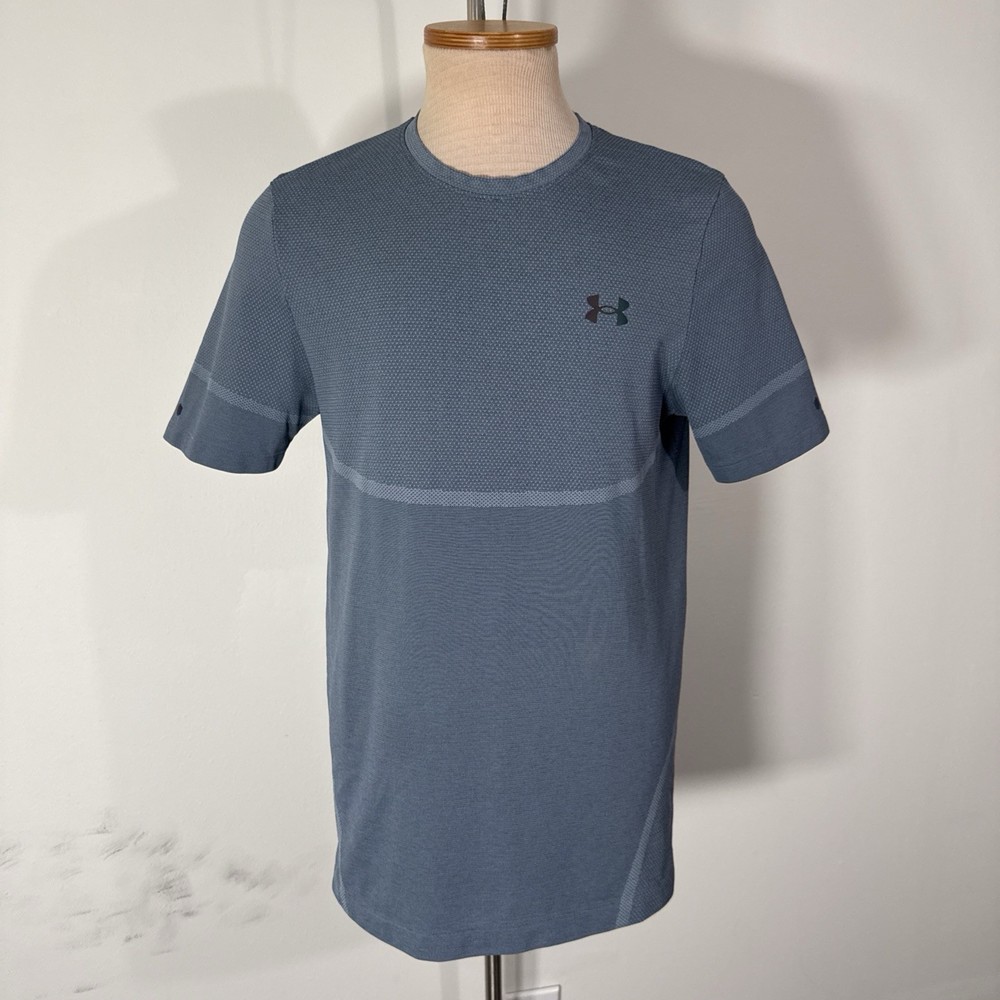 Under Armour Rush Celiant Seamless Men's Gray Athletic Training T Shirt Size M