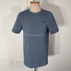 Under Armour Rush Celiant Seamless Men’s Gray Athletic Training T Shirt Size M