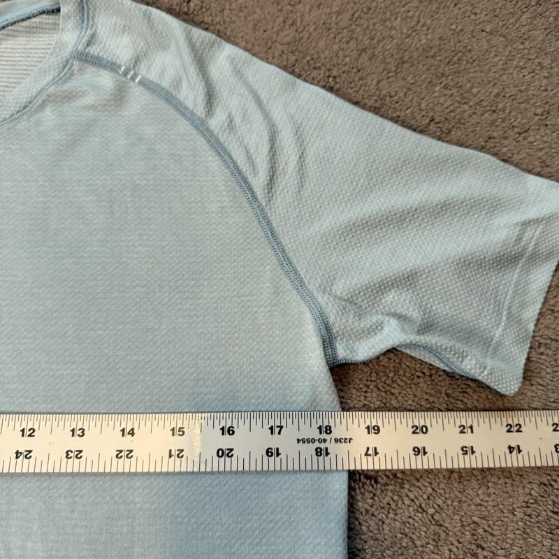 Lululemon Metal Vent Tech T Shirt Short Sleeve Light Blue Athletic Men’s S gallery