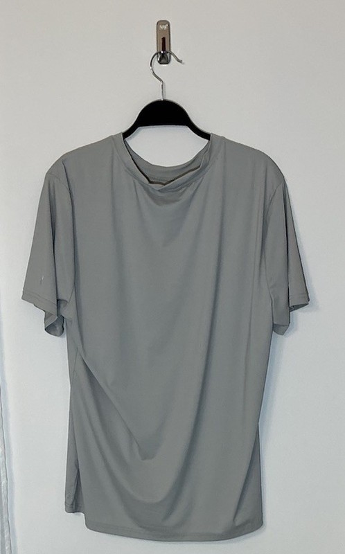 Spyder Active Pro Web Gray Moisture Wicking Tee Size M/L gallery