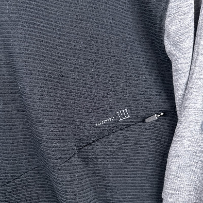 Nike Pinnacle Run Division Midlayer 1/2 Zip Running Top Mens S Black DA0438-010 gallery