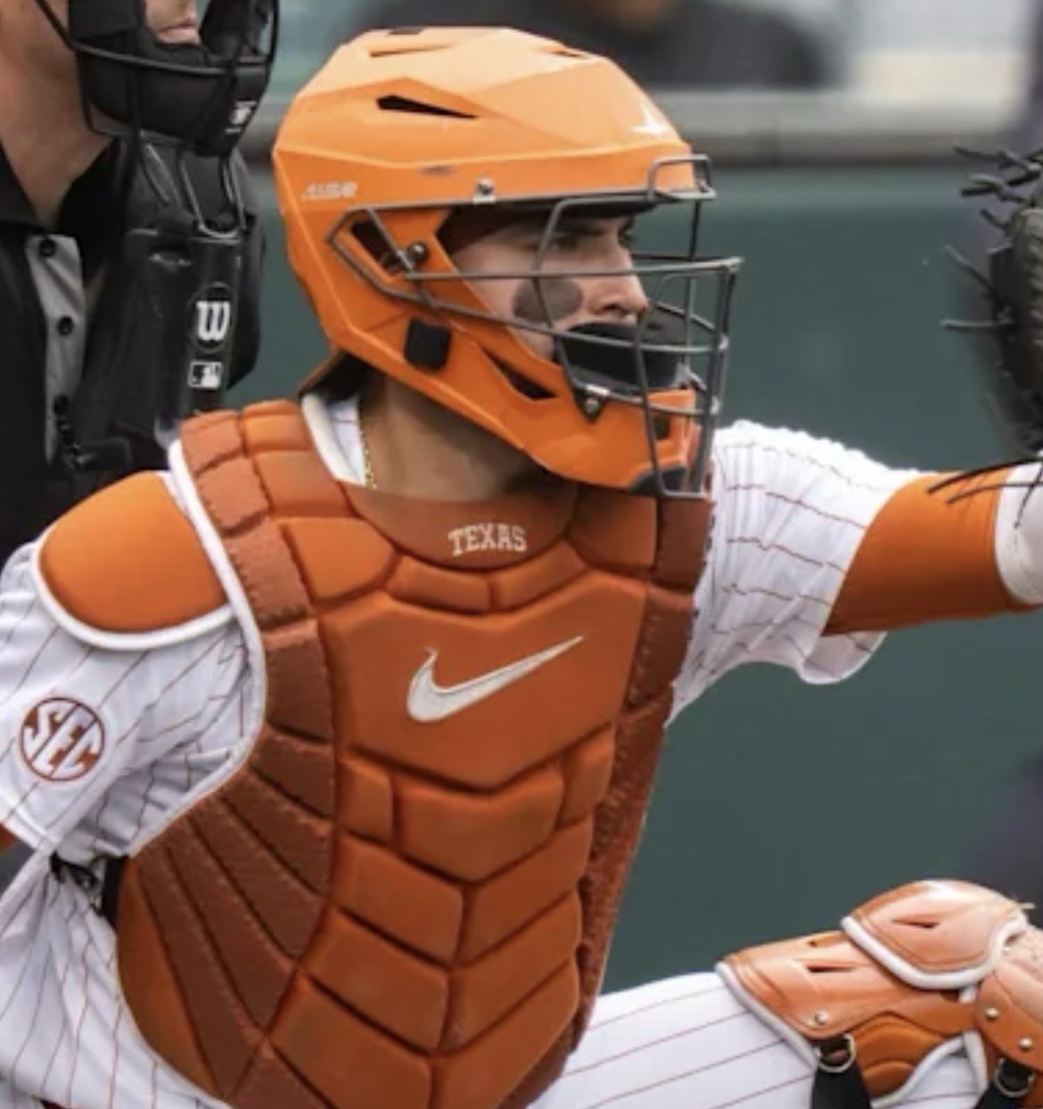 Nike Texas Longhorns PE Diamond Elite Baseball Catcher Chest Protector Size 16 gallery