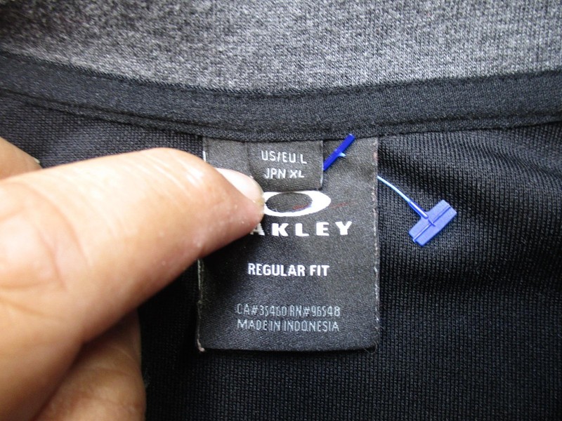 Oakley Pullover Mens L Gray 1/4 Zip Long Sleeve Regular Top Performance Shirt gallery