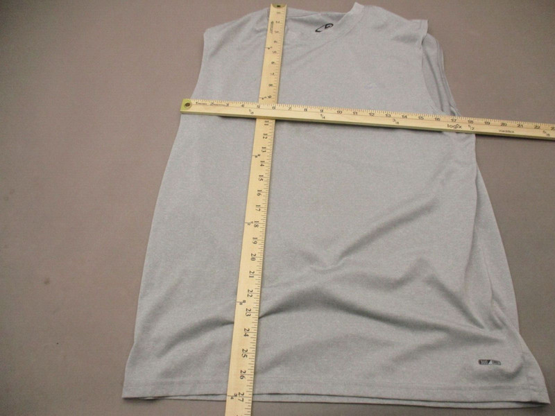 Champion DUO DRY Size M Mens Gray Crew Neck Sleeveless Stretch Athletic Top 363 gallery