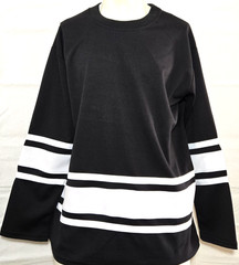 CLEARANCE, Hockey jersey MEN/WOMEN, NEW, Size SMALL, Black/WHITE, MADE IN USA.