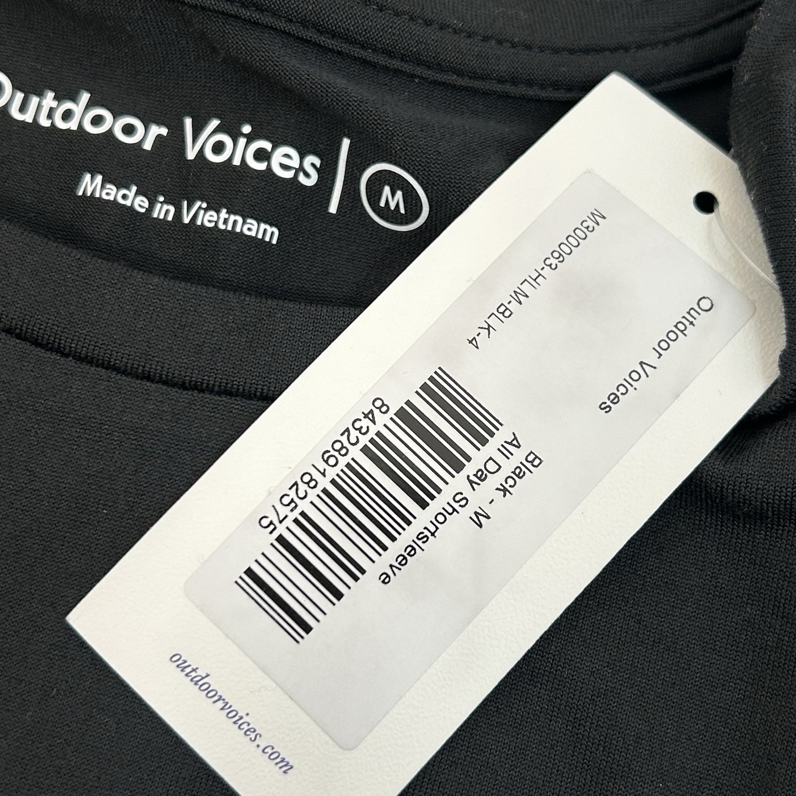 NWT Outdoor Voices All Day Stretch Jersey Tee Black Mens Medium Soft Athleisure gallery