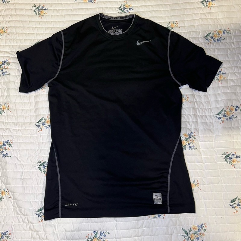 Bundle 2 - Nike Pro Combat Shirt Mens M Compression Dri-Fit Athletic Navy/Black gallery
