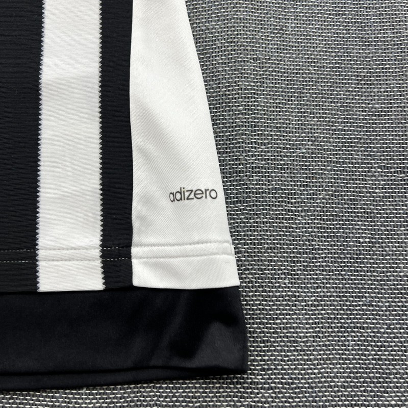 Juventus 2015-2016 Home Football Jersey Mens XS Adult Shirt Adidas gallery