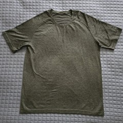 Lululemon Metal Vent Tech Shirt Mens Large Green Short Sleeve Athletic Work EUC