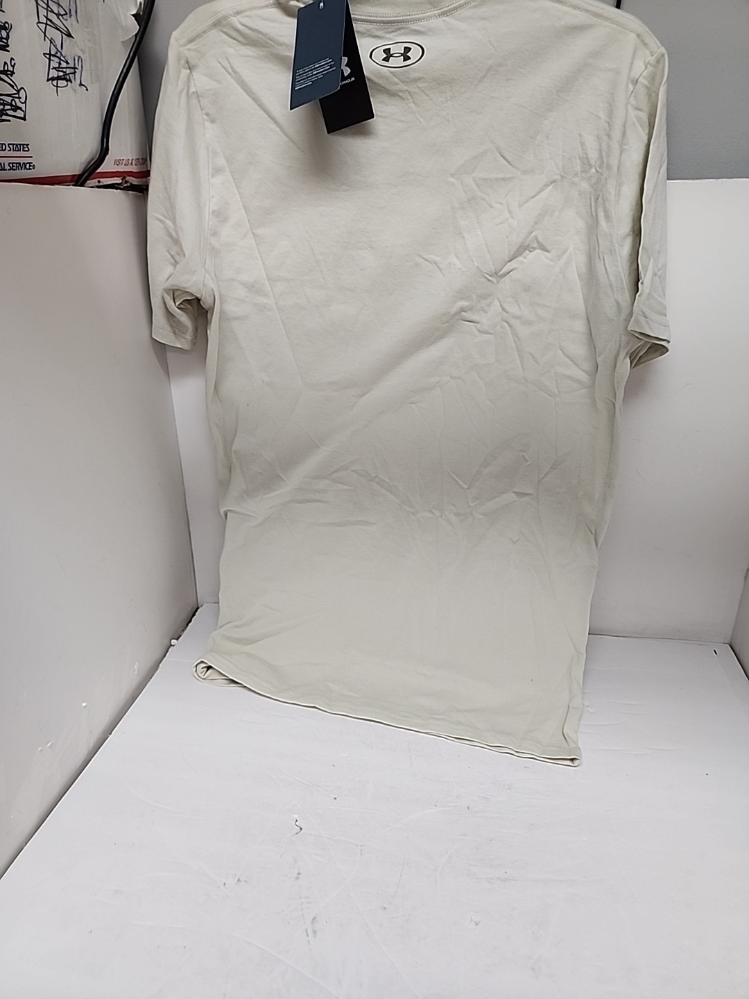 Under Armour Tee Men's Freedom Vintage Short Sleeve T Shirt Beige Large New gallery