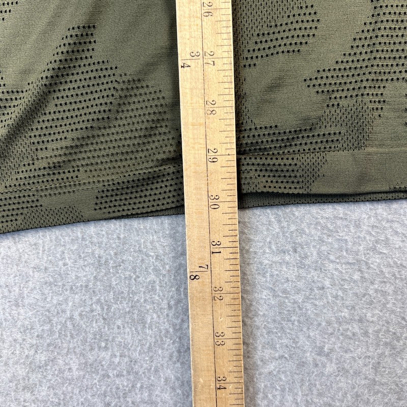 Lululemon Metal Vent Tech Performance Stretch Shirt XL Mens Green Camo Active gallery