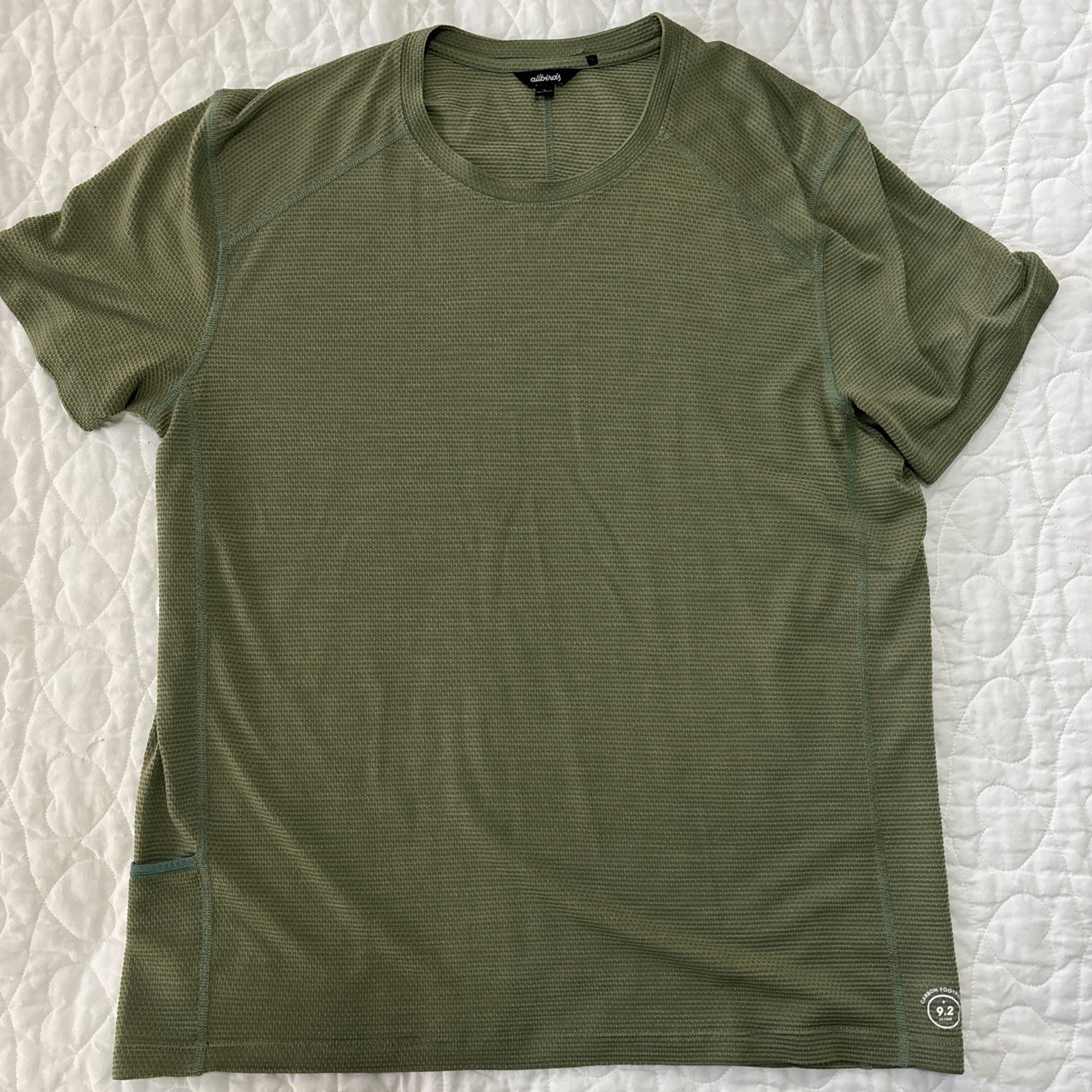 Allbirds Men’s Olive Green Textured Natural Run Performance Tee Large Activewear gallery