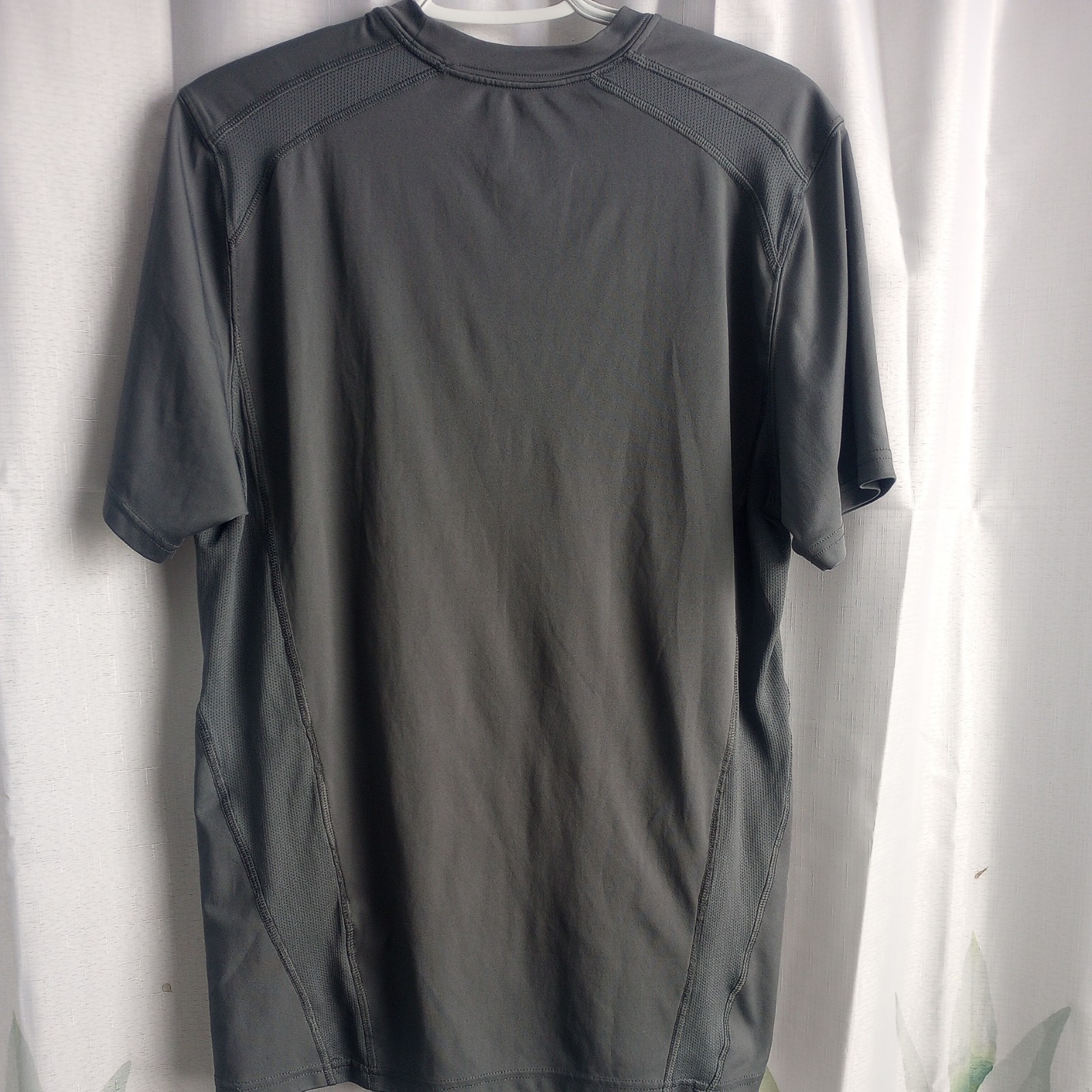 Nike Livestrong Shirt Mens Small Gray Dri-FIT Athletic Training Short Sleeve Tee gallery