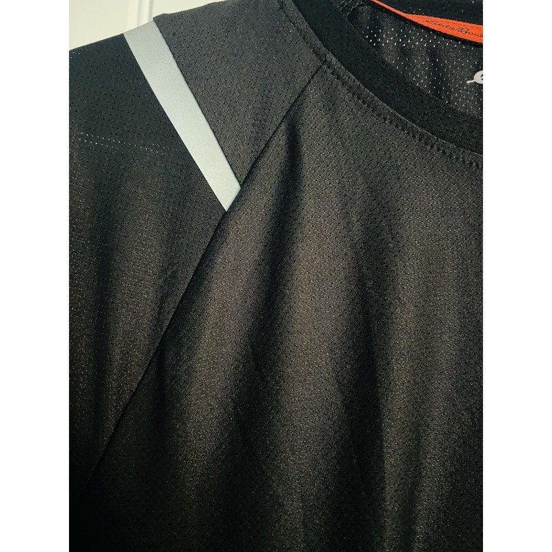 Eddie Bauer Motion Mens Black Active T-Shirt Medium Reflective Zip Pocket Mesh gallery