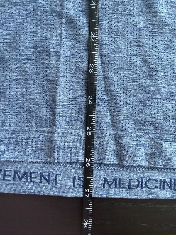 Lululemon Metal Vent Tech Men’s Polo Short Sleeve Blue Medium gallery