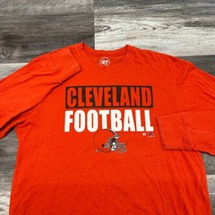 NFL Cleveland Browns Orange Mens M Long Sleeve Football Helmet Graphic T-Shirt