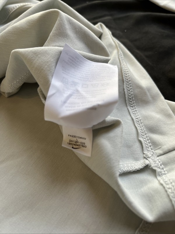 Nike Dri-FIT Victory Half-Zip Golf Pullover L DH1261-025 gallery