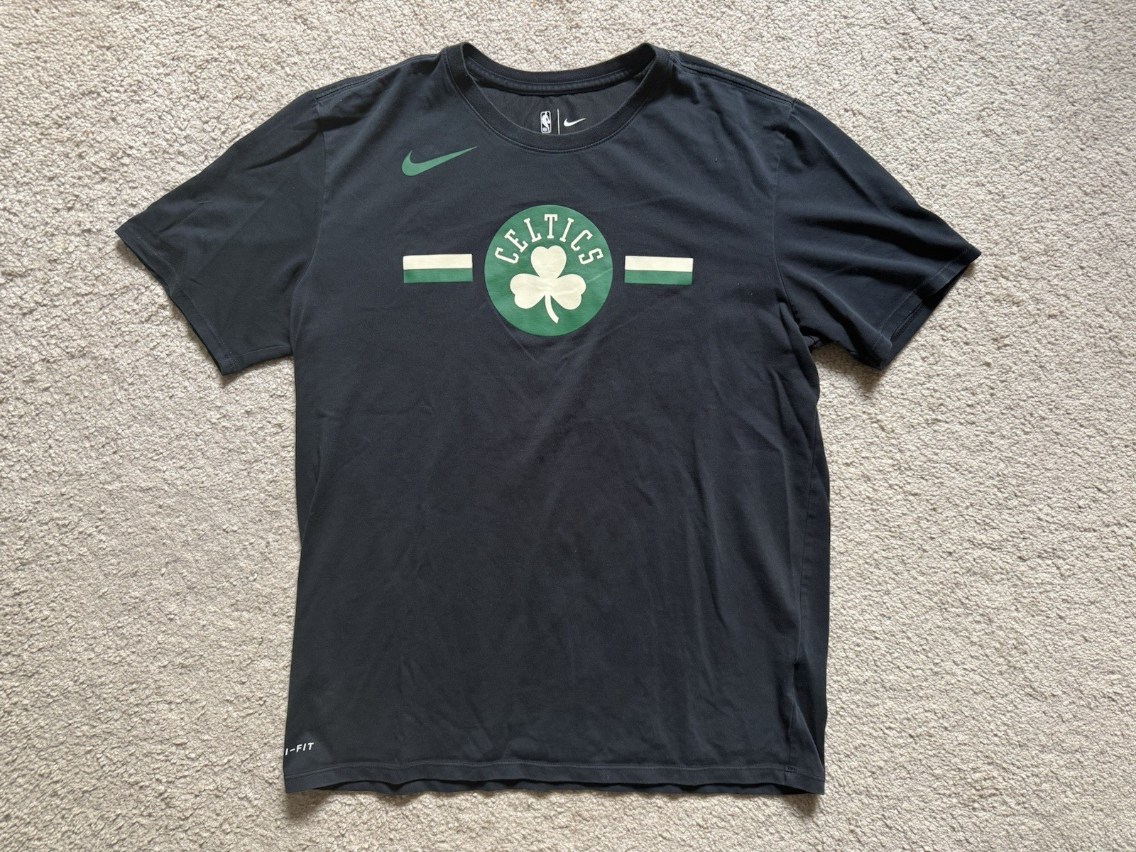 Boston Celtics Nike Athletic Cut Dri-Fit Shirt - Black (Men’s Large) gallery