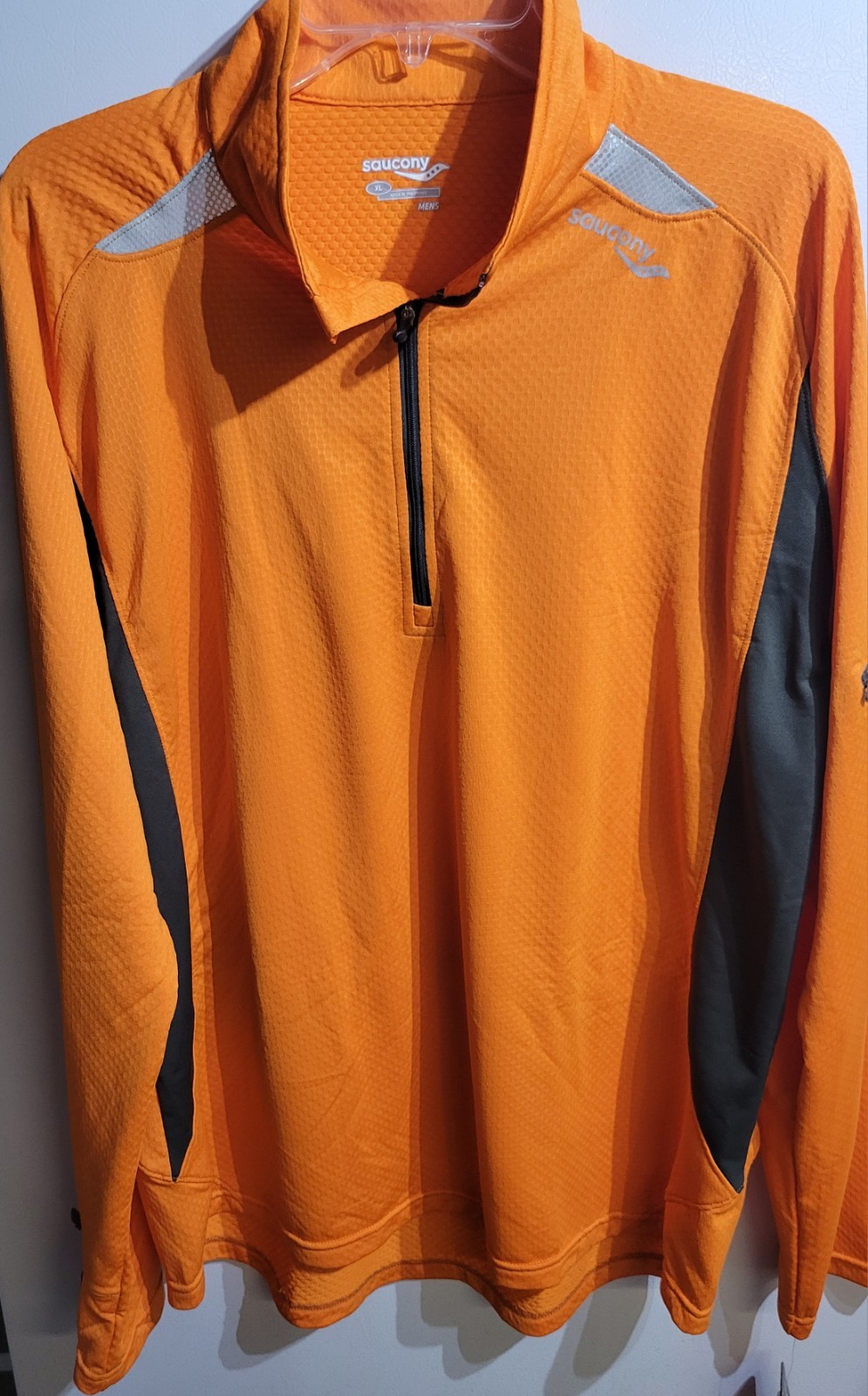 Saucony Mens 1/4 Zip Optech LX Sports Running Top Orange Size XL NWT gallery