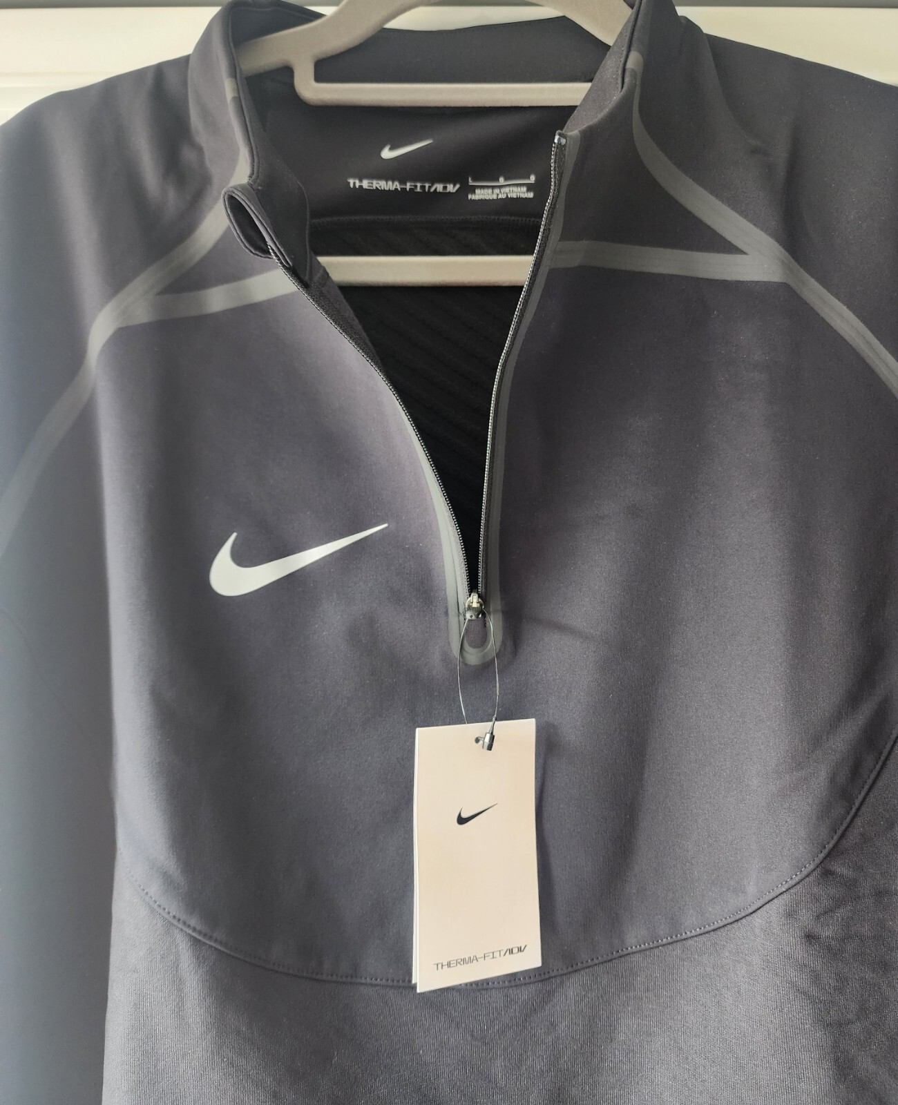 NIKE THERMA-FIT ADV STRIKE WINTER WARRIOR DRILL TOP MEN'S SIZE LARGE gallery