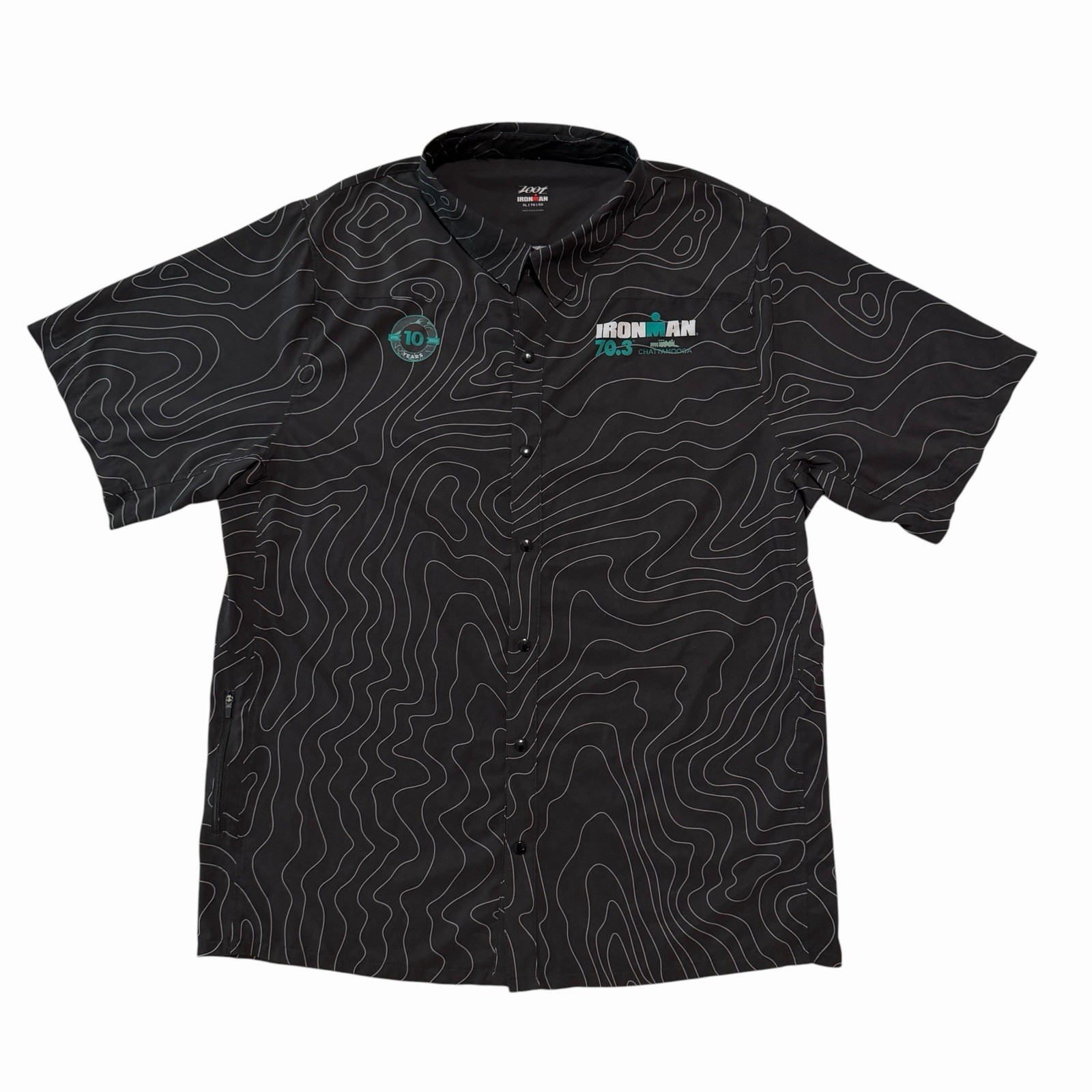 IronMan 70.3 Chattanooga Triathlon Zoot Performance Button Up Shirt Black XL gallery